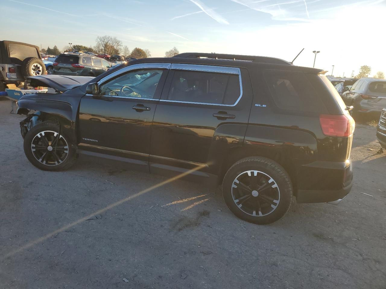 Obraz 2 z 2017 GMC TERRAIN SLE 2017 z VIN 2GKFLNE39H6325240