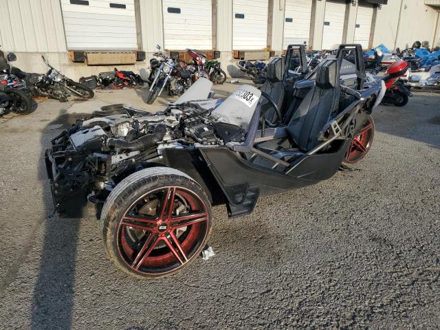 Obraz 2 z 2016 POLARIS SLINGSHOT  2016 z VIN 57XAASFA6G5109659