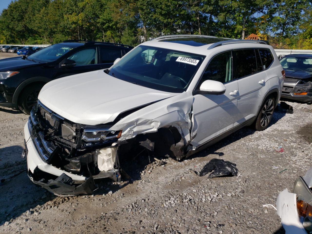 Image 1 of Volkswagen Atlas Sel Premium 2019 with VIN 1V2NR2CA9KC596592