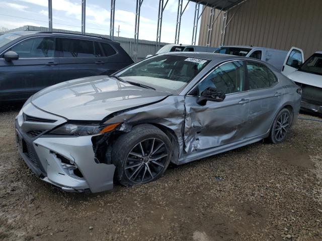Obraz 1 z 2022 TOYOTA CAMRY SE 2022 z VIN 4T1G11AKXNU681362