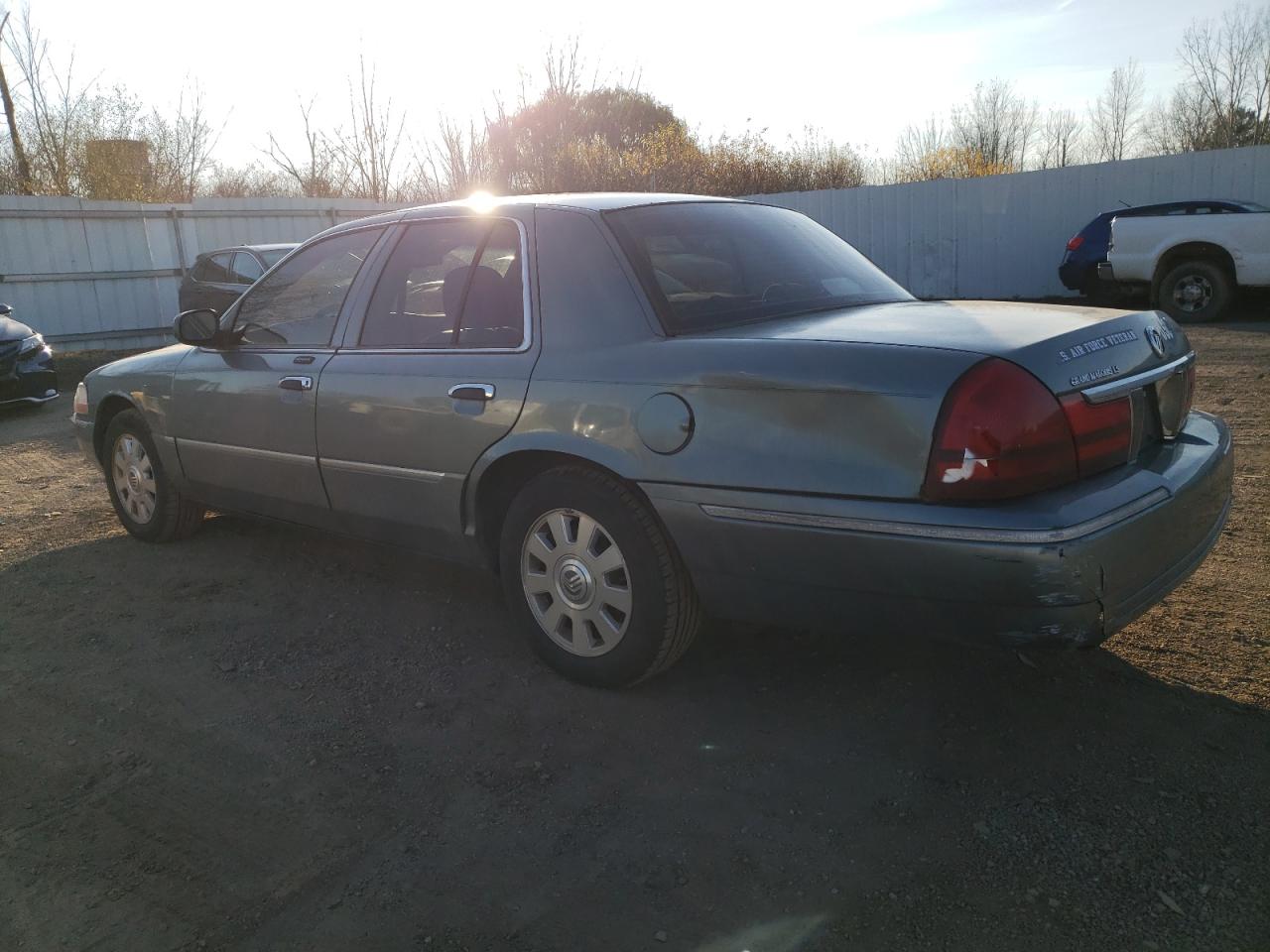 Image 2 of 2005 MERCURY GRAND MARQUIS LS 2005 with VIN 2MEHM75W55X665299