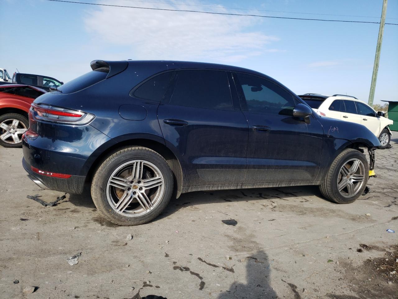 Image 3 of 2020 PORSCHE MACAN  2020 with VIN WP1AA2A56LLB07854