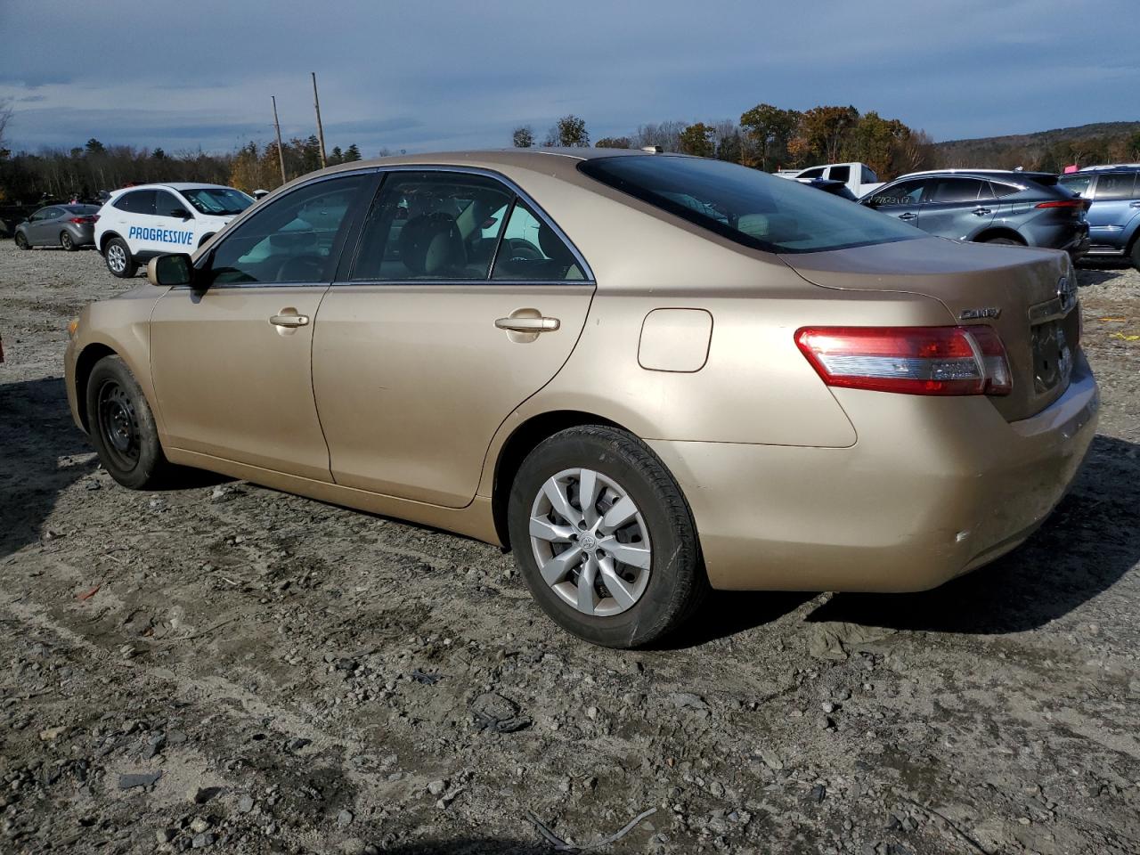 Изображение 2 2010 TOYOTA CAMRY BASE 2010 с VIN 4T1BF3EKXAU040806