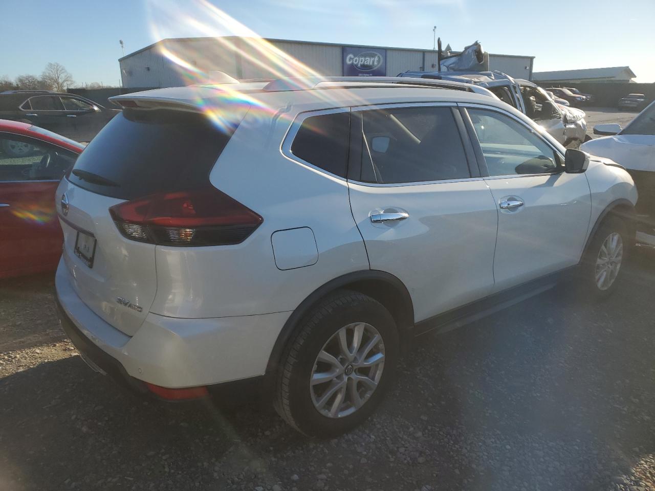 Obraz 3 z 2019 NISSAN ROGUE S 2019 z VIN JN8AT2MV9KW401158