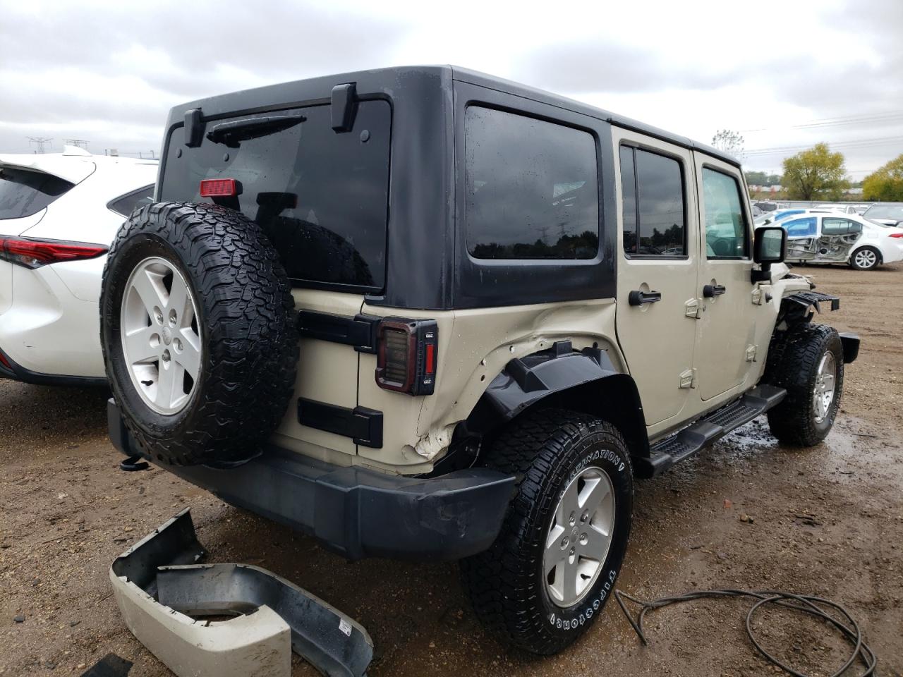 Obraz 3 z 2017 JEEP WRANGLER UNLIMITED SPORT 2017 z VIN 1C4BJWDG9HL738499
