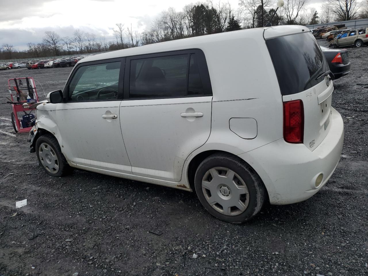 Image 2 of 2008 TOYOTA SCION XB 2008 with VIN JTLKE50E381055345