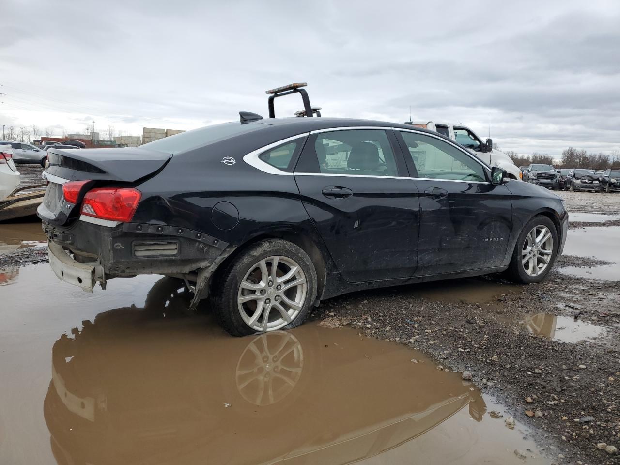 Image 3 of 2017 CHEVROLET IMPALA LT 2017 with VIN 1G1105SA5HU173937
