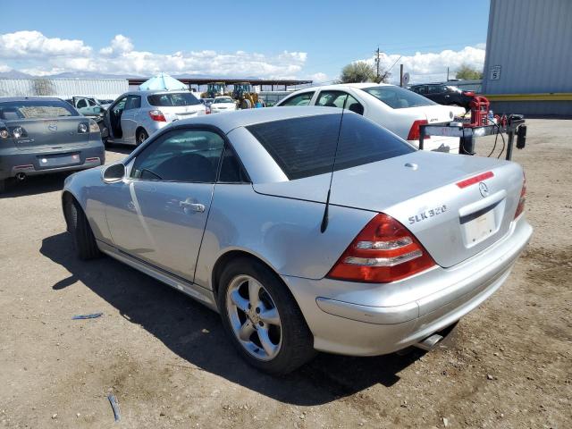Изображение 2 2001 MERCEDES-BENZ SLK 320 2001 с VIN WDBKK65F61F205967