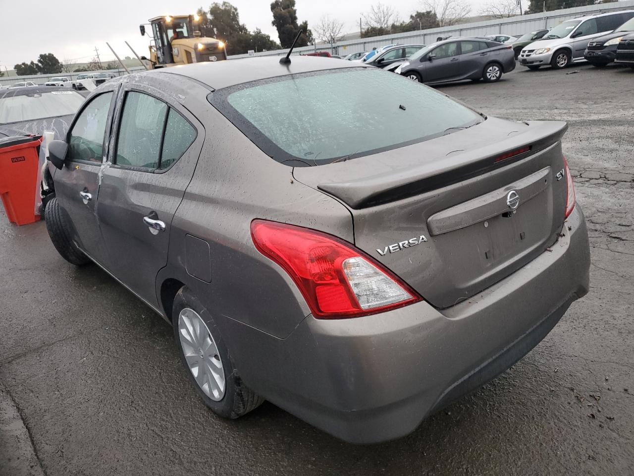 Obraz 2 z 2017 NISSAN VERSA S 2017 z VIN 3N1CN7AP4HL802118