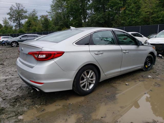 Obraz 3 z 2017 HYUNDAI SONATA SE 2017 z VIN 5NPE24AF2HH518765