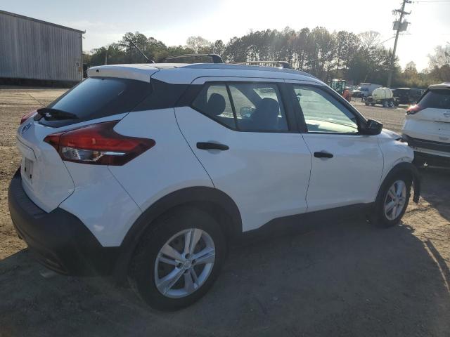Image 3 of 2018 NISSAN KICKS S 2018 with VIN 3N1CP5CU5JL510274