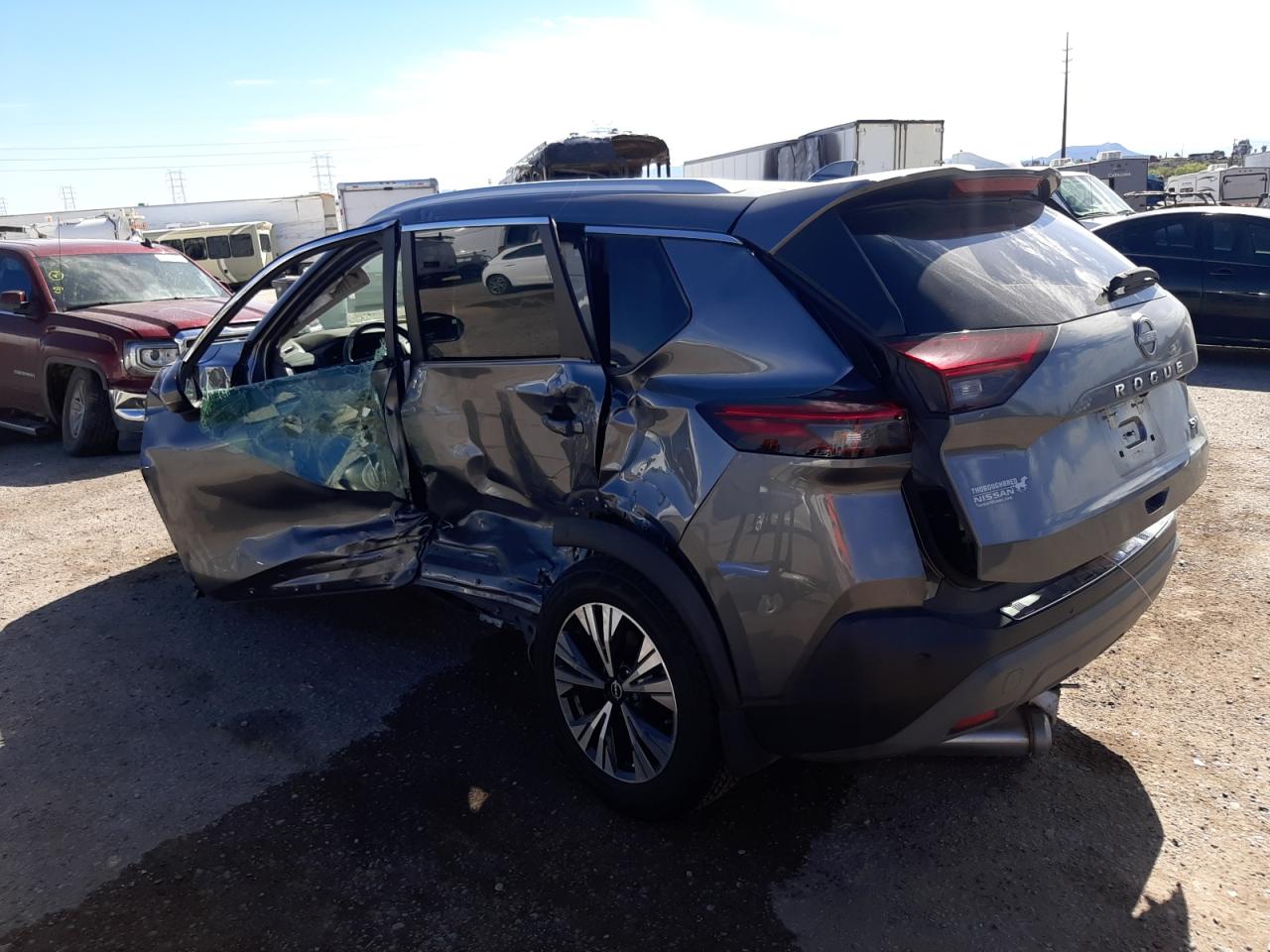 Изображение 2 2022 NISSAN ROGUE SV 2022 с VIN 5N1BT3BA2NC678726