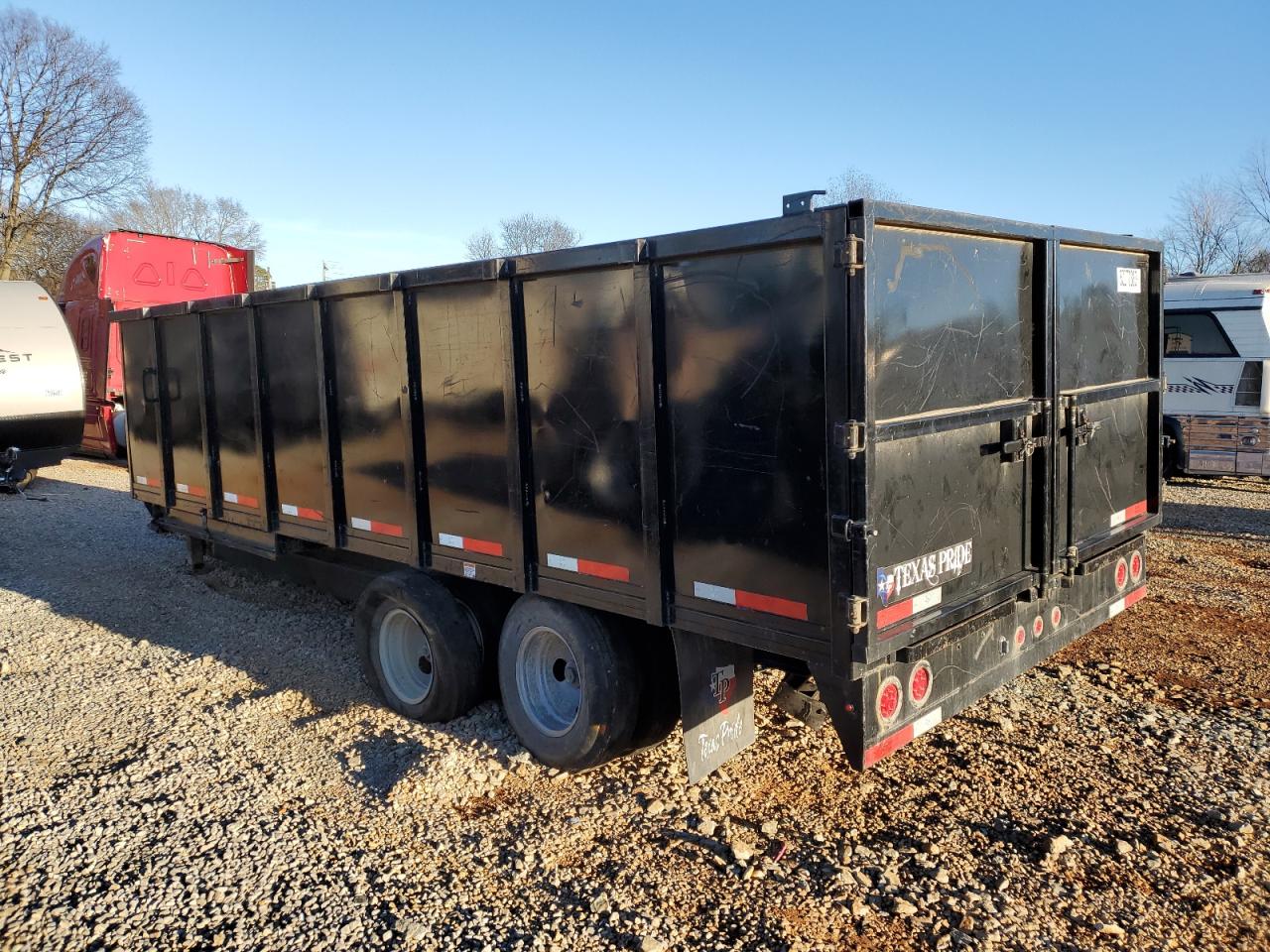 Obraz 3 z 2023 TRUE HORSE TRAI 2023 z VIN 7HCGD2021PB044622