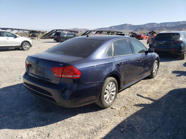 Изображение 3 2015 VOLKSWAGEN PASSAT S 2015 с VIN 1VWAT7A35FC028748