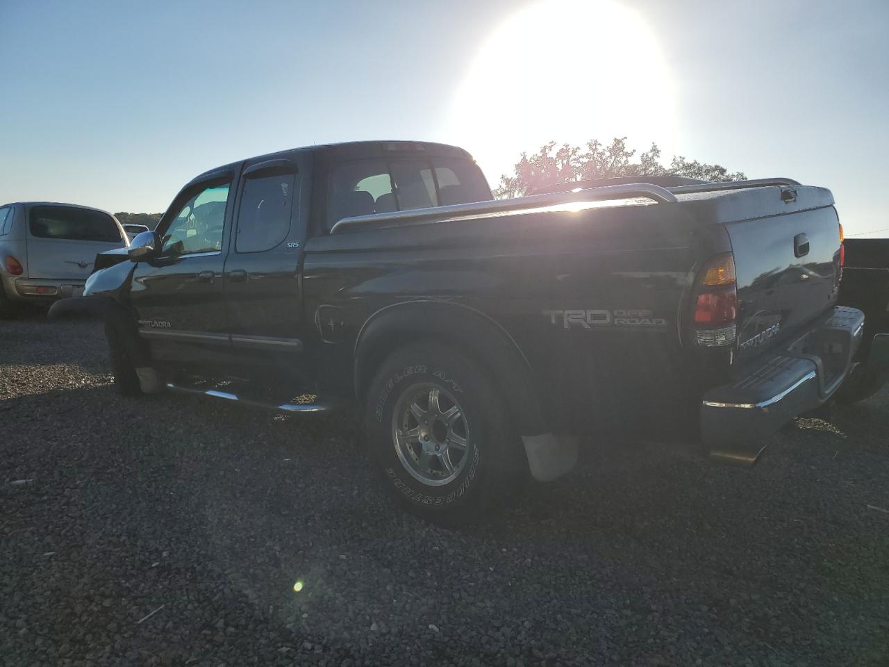 Image 2 of 2003 TOYOTA TUNDRA ACCESS CAB SR5 2003 with VIN 5TBRT34153S377047