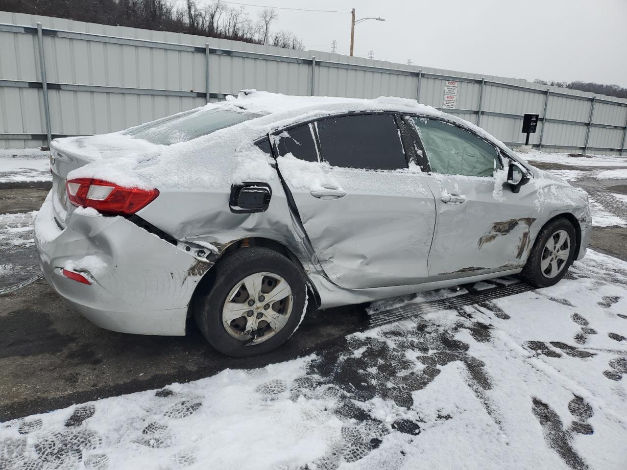Изображение 3 2017 CHEVROLET CRUZE LS 2017 с VIN 1G1BC5SM3H7172094