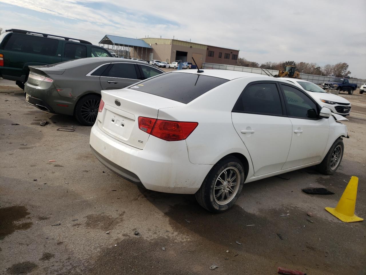 Изображение 3 2011 KIA FORTE EX 2011 с VIN KNAFU4A23B5458771