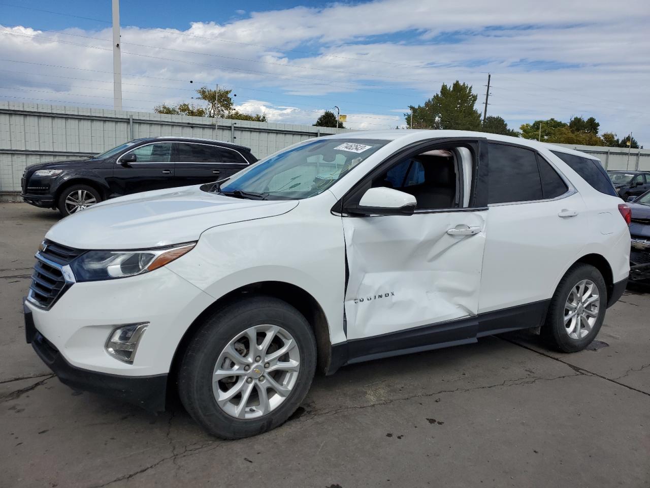 Изображение 1 2018 CHEVROLET EQUINOX LT 2018 с VIN 2GNAXSEV8J6325429
