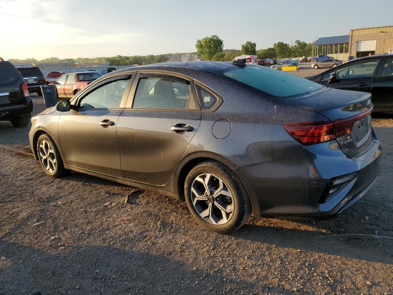 Obraz 2 z 2021 KIA FORTE FE 2021 z VIN 3KPF24AD1ME335584