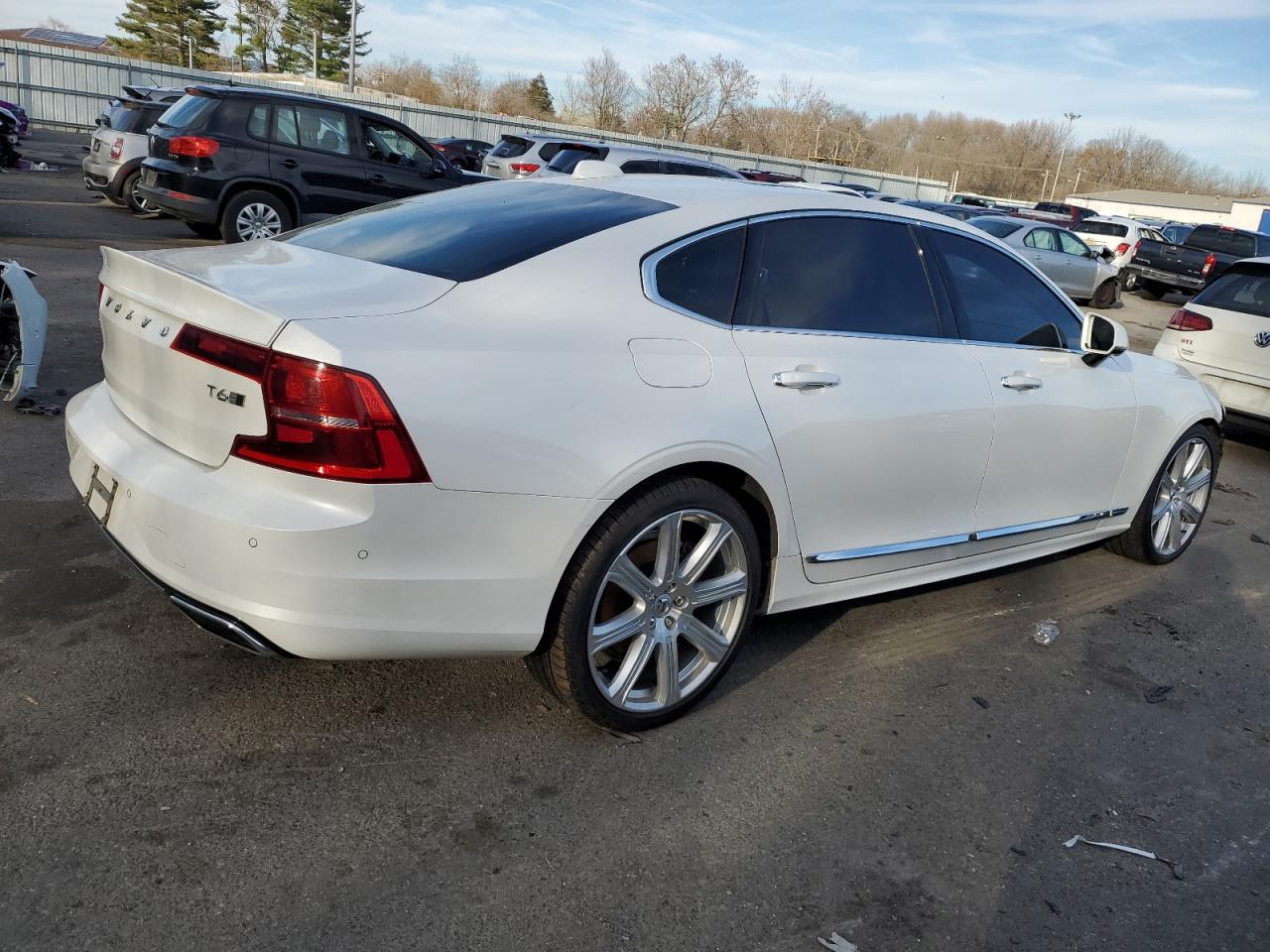 Изображение 3 2019 VOLVO S90 T6 INSCRIPTION 2019 с VIN LVYA22ML6KP082768