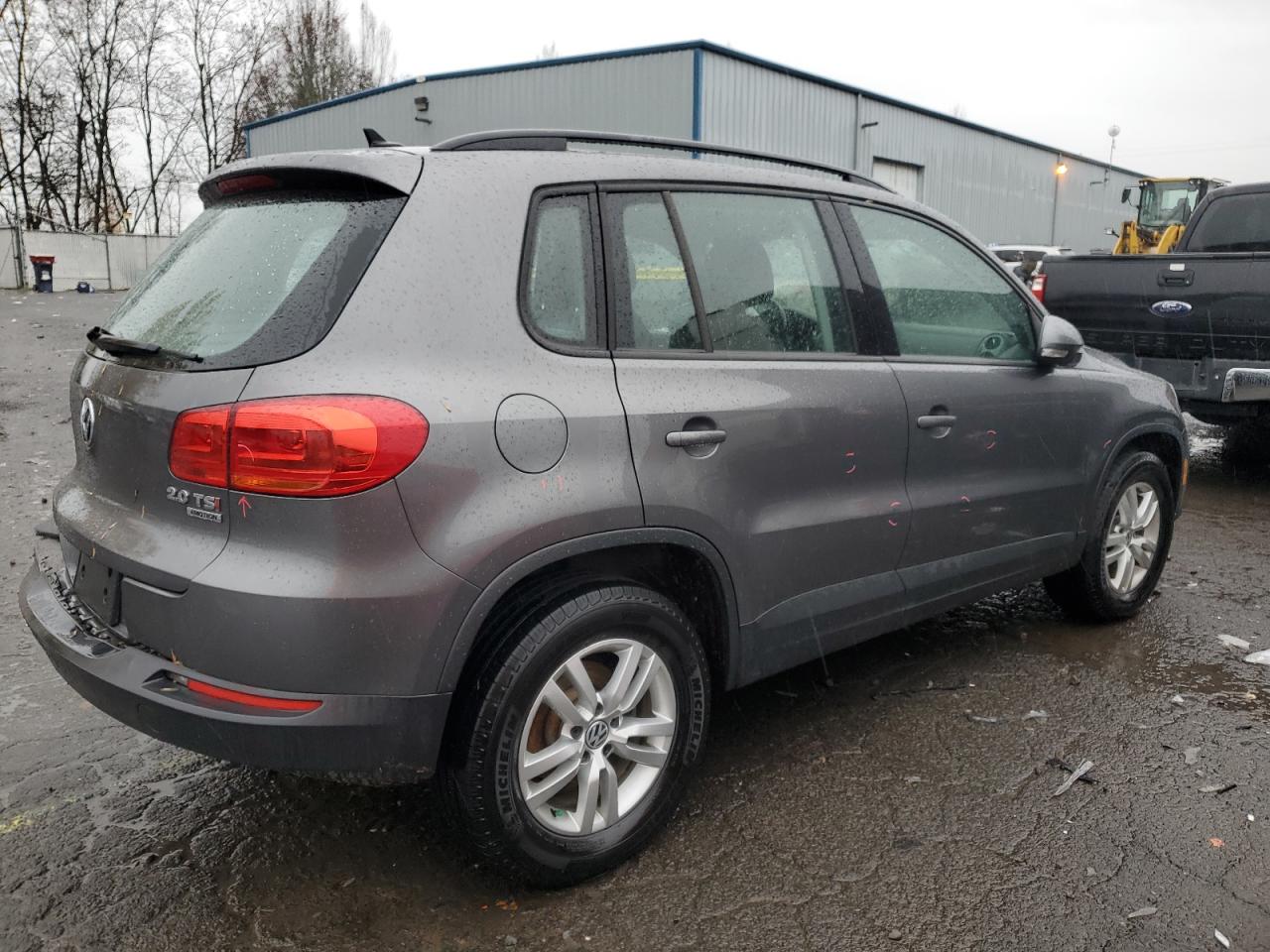Изображение 3 2015 VOLKSWAGEN TIGUAN S 2015 с VIN WVGBV7AX9FW557604