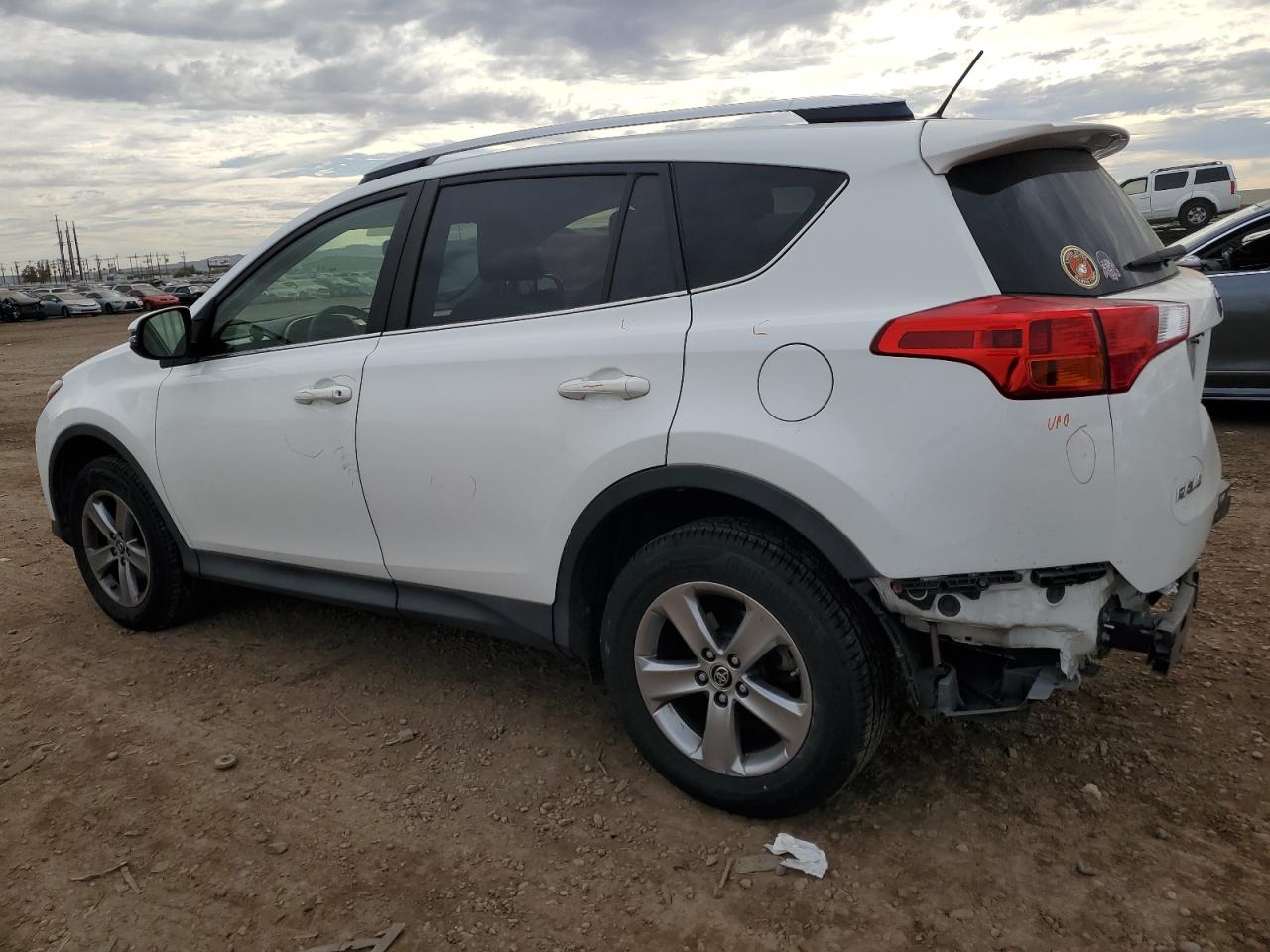Image 2 of 2015 TOYOTA RAV4 XLE 2015 with VIN JTMWFREVXFD065814