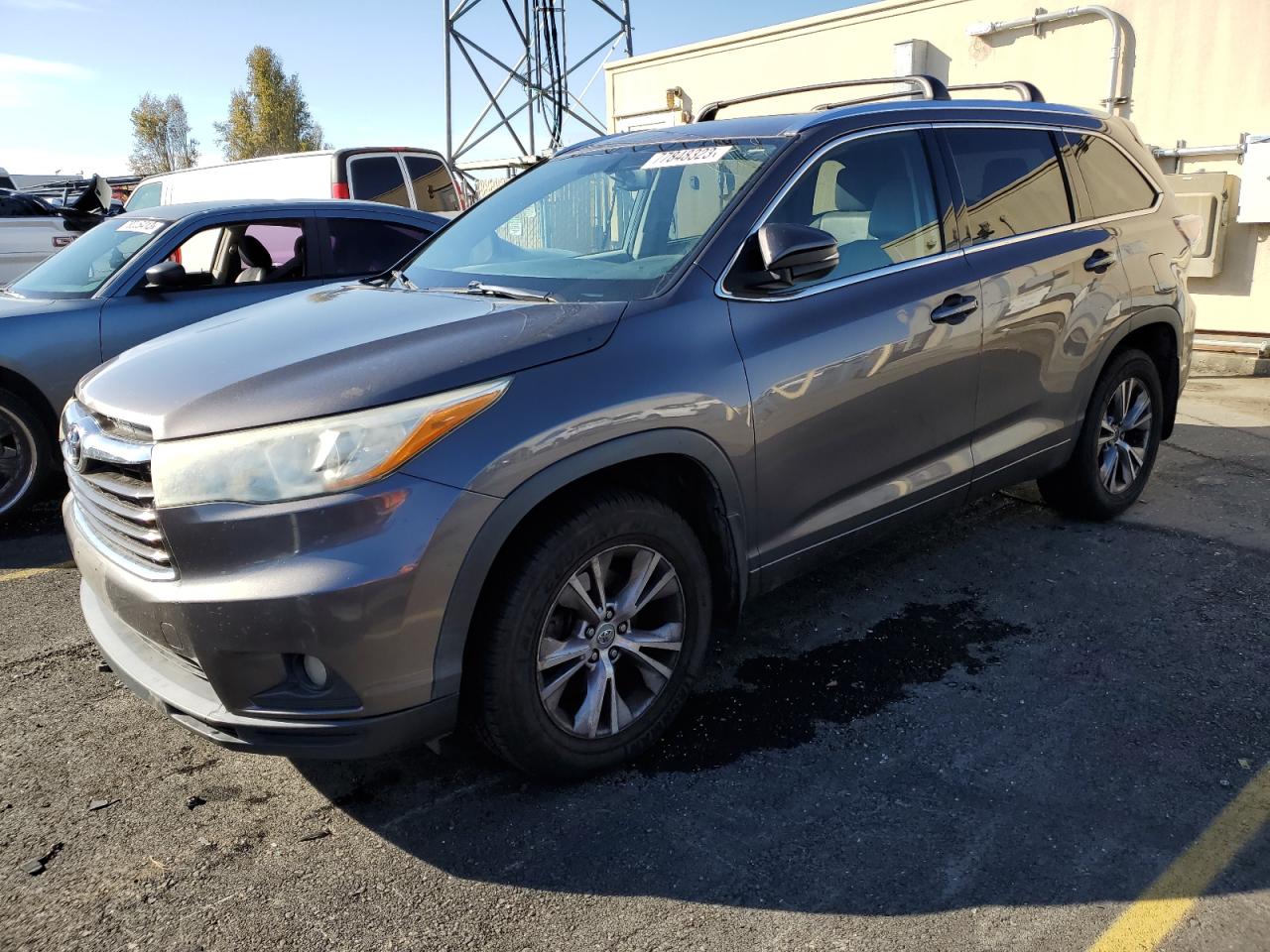 Obraz 1 z 2015 TOYOTA HIGHLANDER XLE 2015 z VIN 5TDJKRFH5FS136212