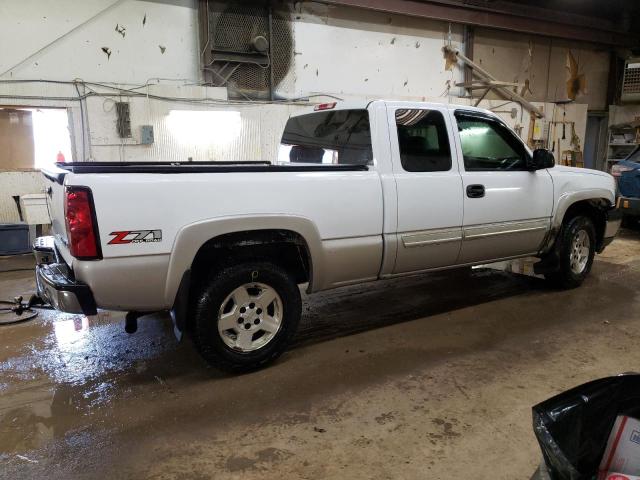 Obraz 3 z 2005 CHEVROLET SILVERADO K1500 2005 z VIN 1GCEK19B75Z150197