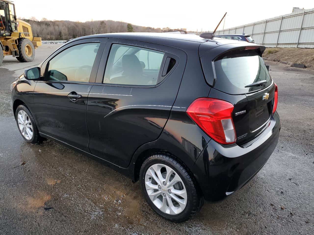 Изображение 2 2019 CHEVROLET SPARK 1LT 2019 с VIN KL8CD6SA6KC701775
