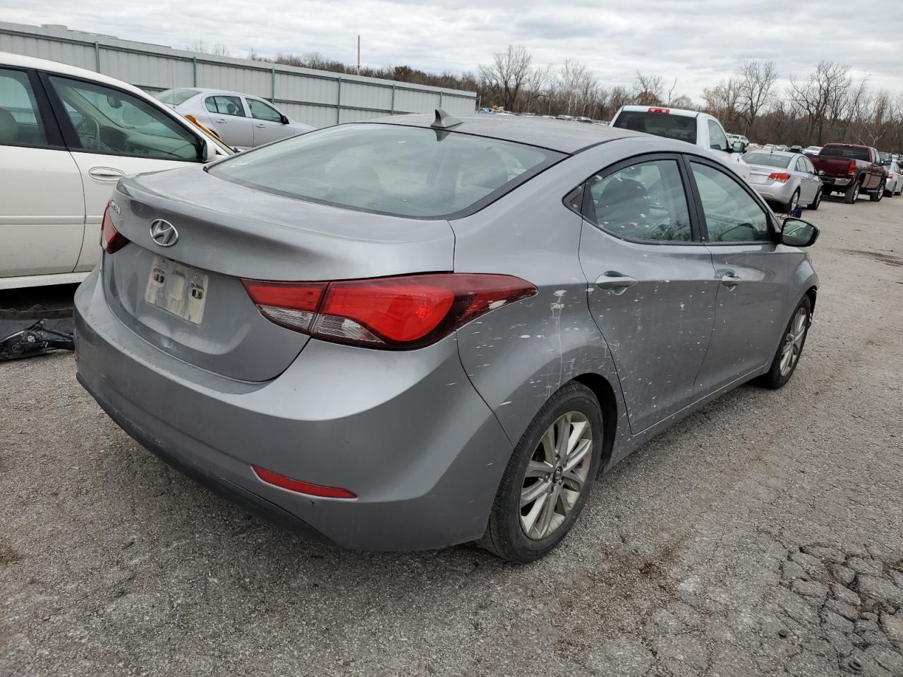 Obraz 3 z 2015 HYUNDAI ELANTRA SE 2015 z VIN KMHDH4AE5FU341676