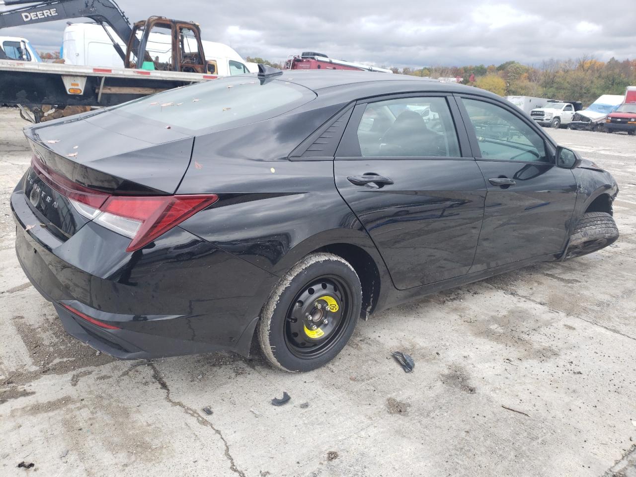 Image 3 of 2022 HYUNDAI ELANTRA SEL 2022 with VIN KMHLS4AG9NU263478