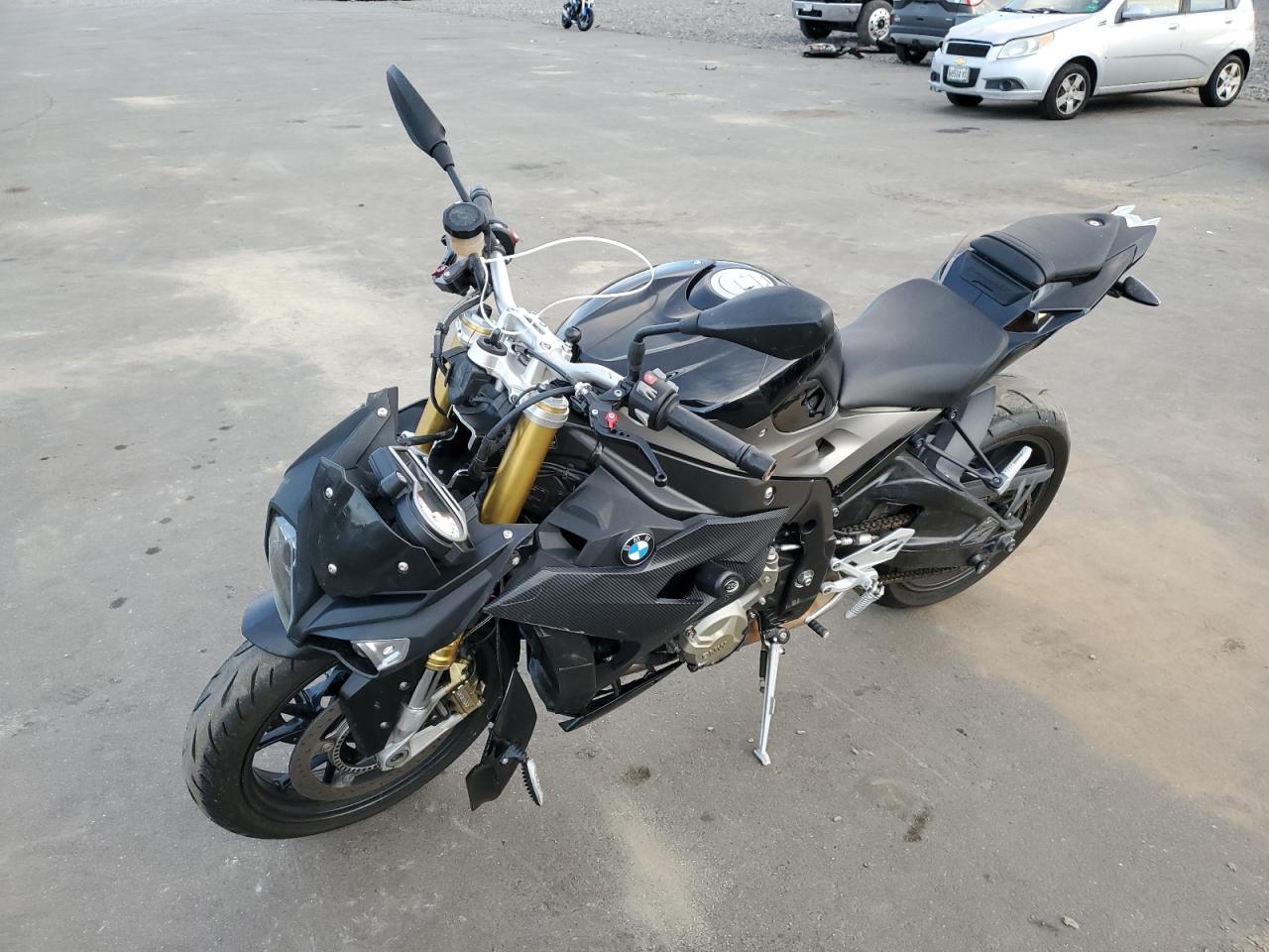 Image 2 of 2016 BMW S 1000 R 2016 with VIN WB10D120XGZ696585