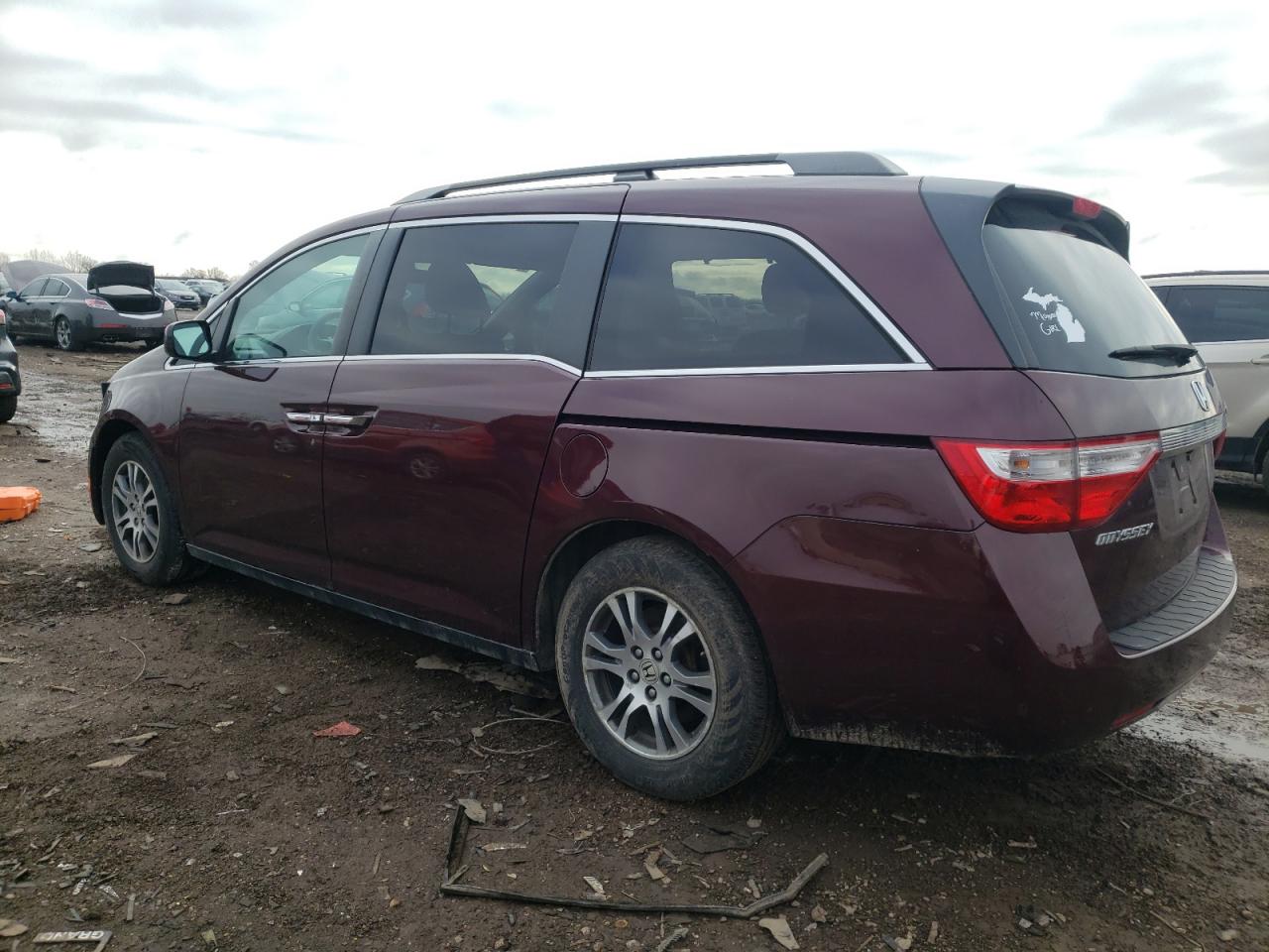 Image 2 of 2013 HONDA ODYSSEY EX 2013 with VIN 5FNRL5H44DB061586