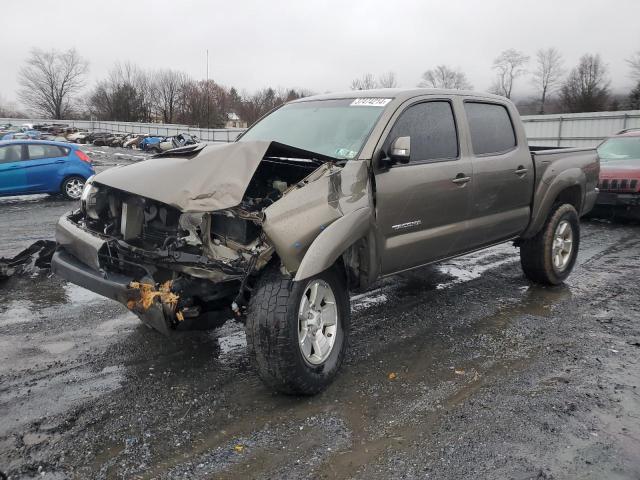 Obraz 1 z 2014 TOYOTA TACOMA DOUBLE CAB 2014 z VIN 3TMLU4EN4EM134401