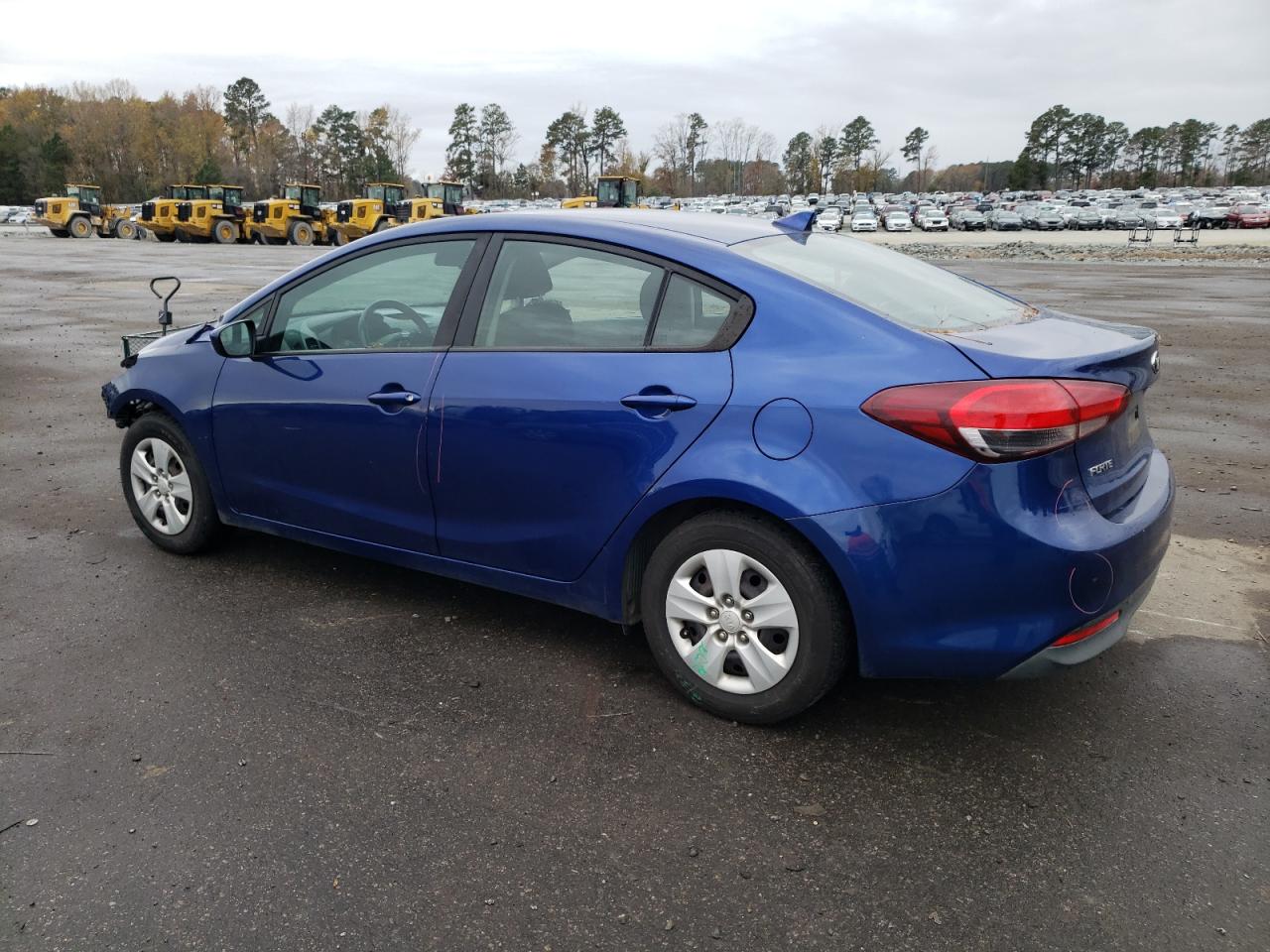 Image 2 of 2017 KIA FORTE LX 2017 with VIN 3KPFK4A71HE048407