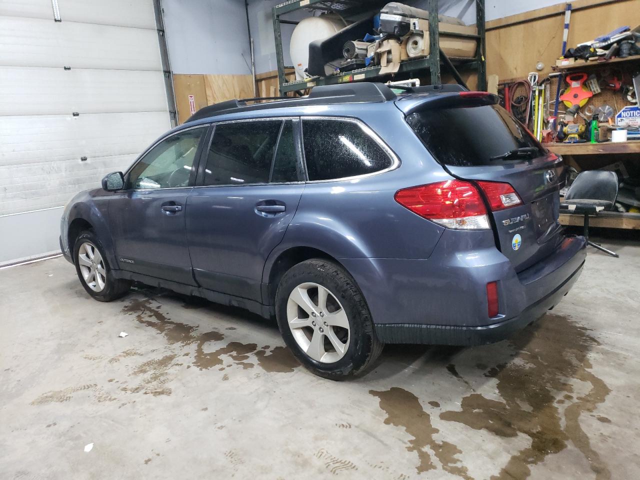 Obraz 2 z 2013 SUBARU OUTBACK 2.5I PREMIUM 2013 z VIN 4S4BRBGC2D3242766