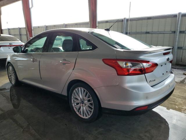 Image 2 of 2014 FORD FOCUS TITANIUM 2014 with VIN 1FADP3J23EL339071