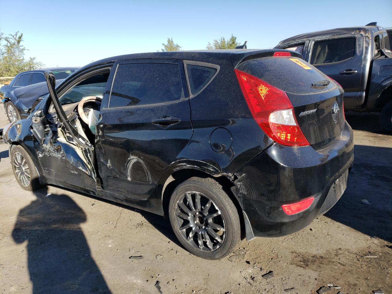 Obraz 2 z 2013 HYUNDAI ACCENT GLS 2013 z VIN KMHCT5AE2DU104625