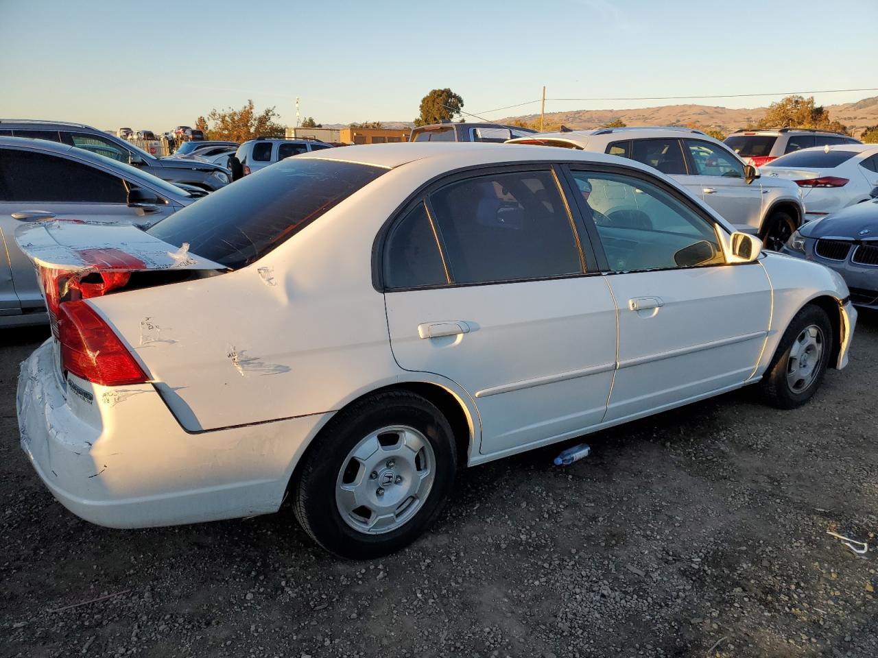 Image 3 of 2003 HONDA CIVIC HYBRID 2003 with VIN JHMES966X3S011160