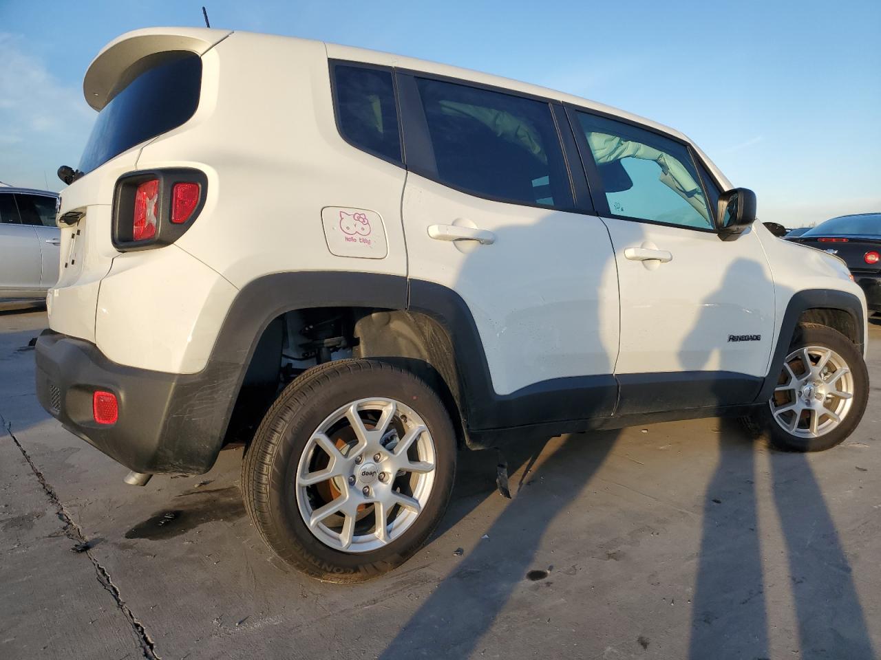 Изображение 3 2023 JEEP RENEGADE LATITUDE 2023 с VIN ZACNJDB11PPP57362