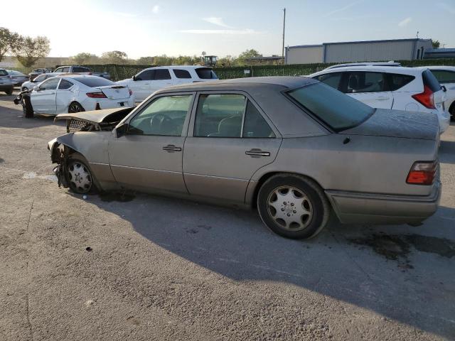 Изображение 2 1994 MERCEDES-BENZ E 320 1994 с VIN WDBEA32E2RC110488