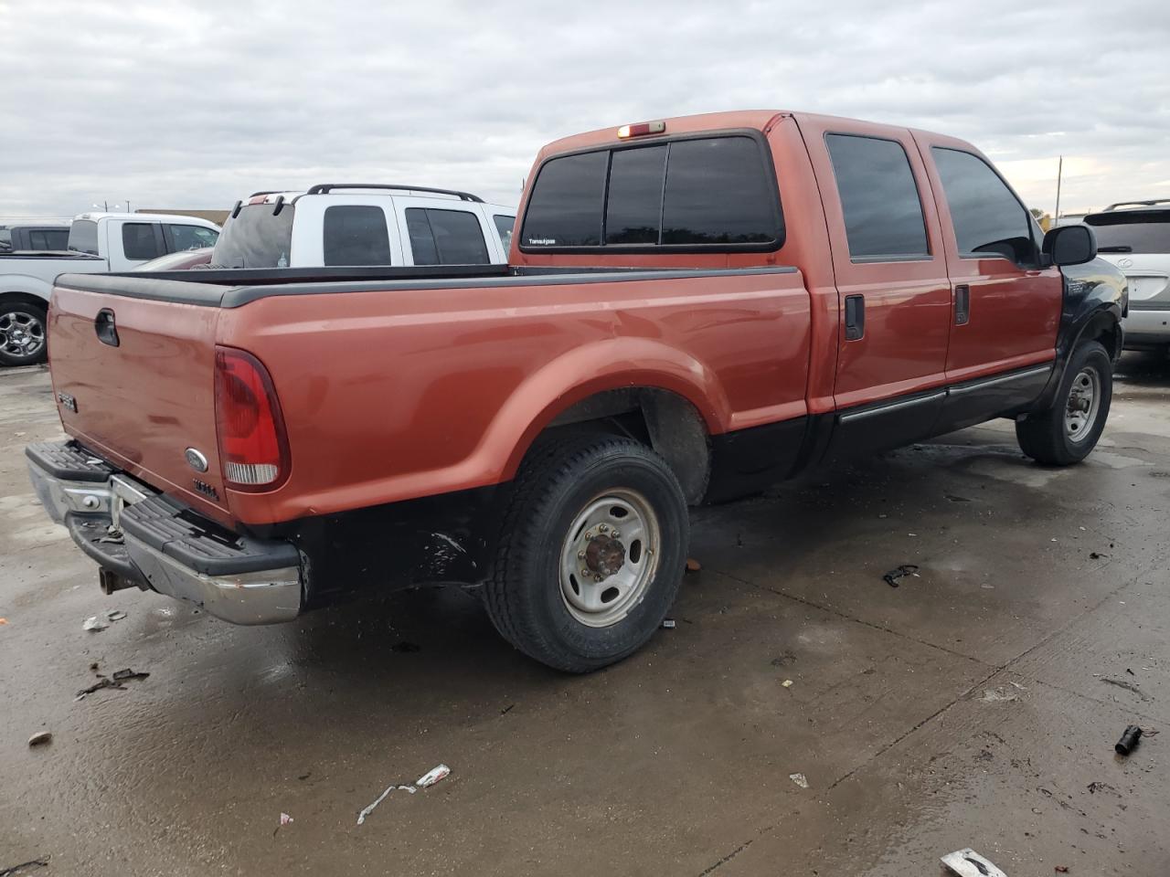 Image 3 of 2000 FORD F250 SUPER DUTY 2000 with VIN 1FTNW20L1YEA69756