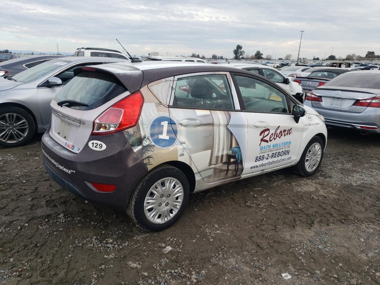 Изображение 3 2016 FORD FIESTA S 2016 с VIN 3FADP4TJ2GM167501