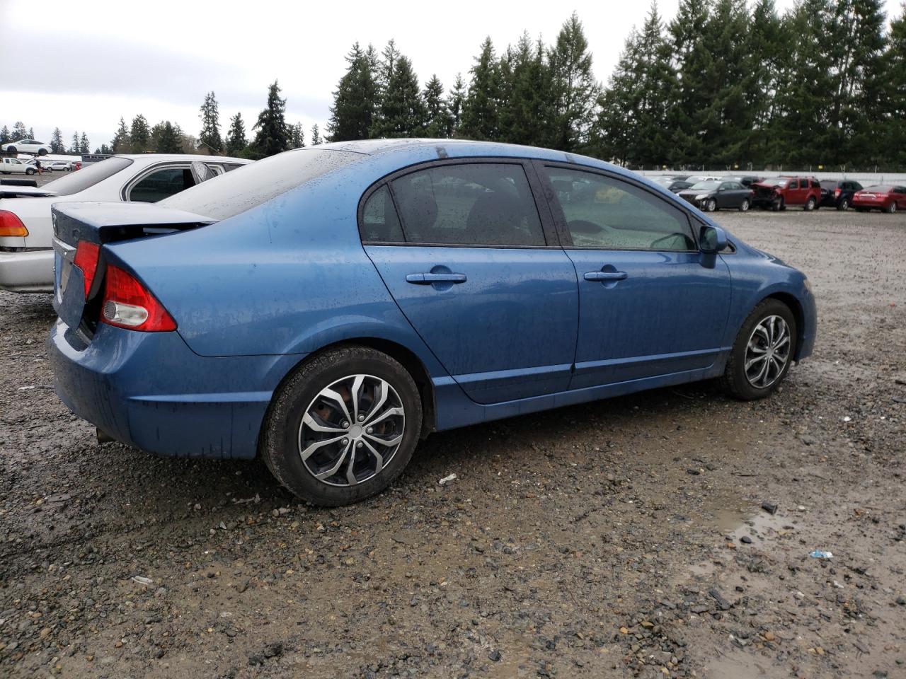 Image 3 of 2010 HONDA CIVIC LX 2010 with VIN 19XFA1F52AE077610