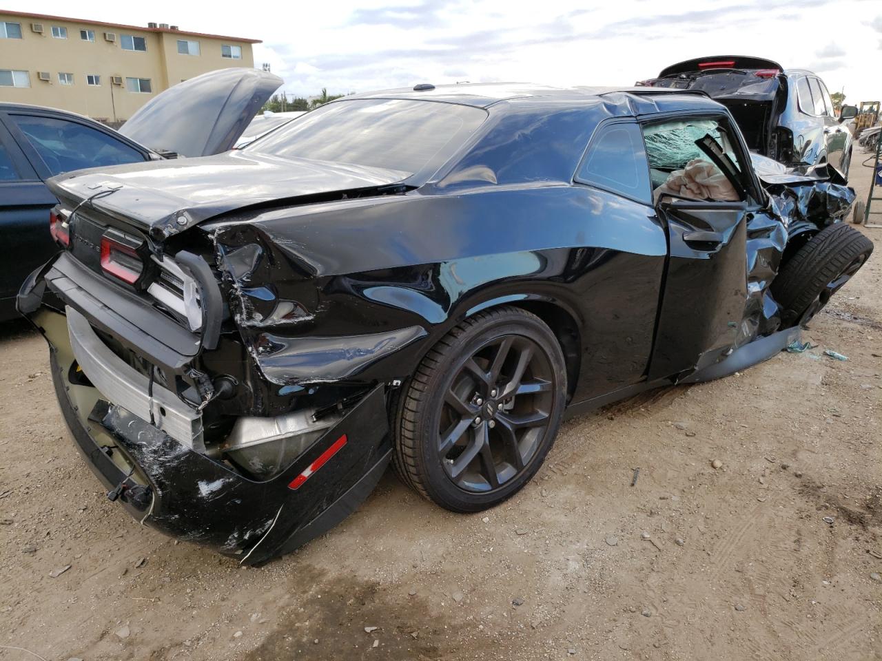 Изображение 3 2022 DODGE CHALLENGER GT 2022 с VIN 2C3CDZJG9NH155543