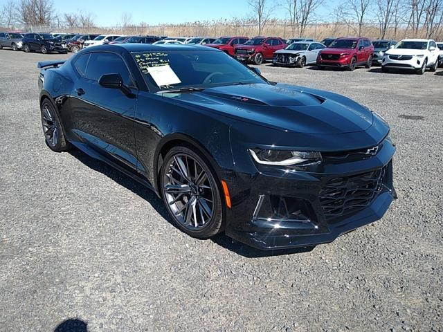 Obraz 2 z 2023 CHEVROLET CAMARO ZL1 2023 z VIN 1G1FK1R63P0104910