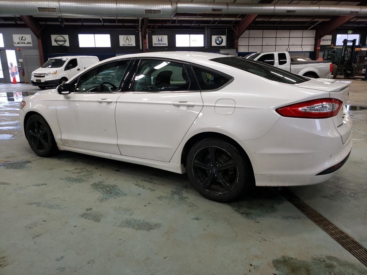 Image 2 of 2016 FORD FUSION SE 2016 with VIN 3FA6P0HDXGR245658