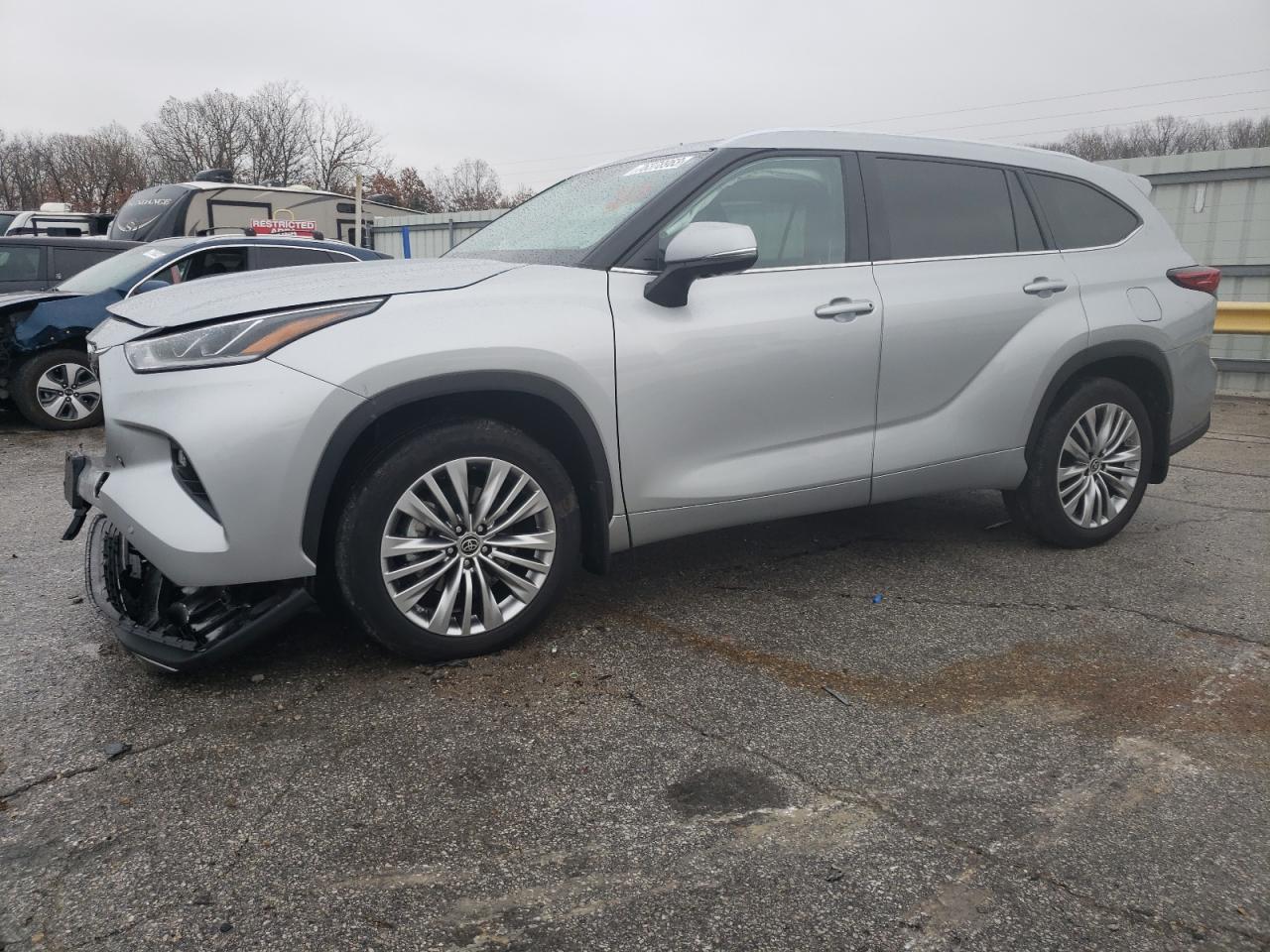 Изображение 1 2022 TOYOTA HIGHLANDER PLATINUM 2022 с VIN 5TDFZRBH9NS210964