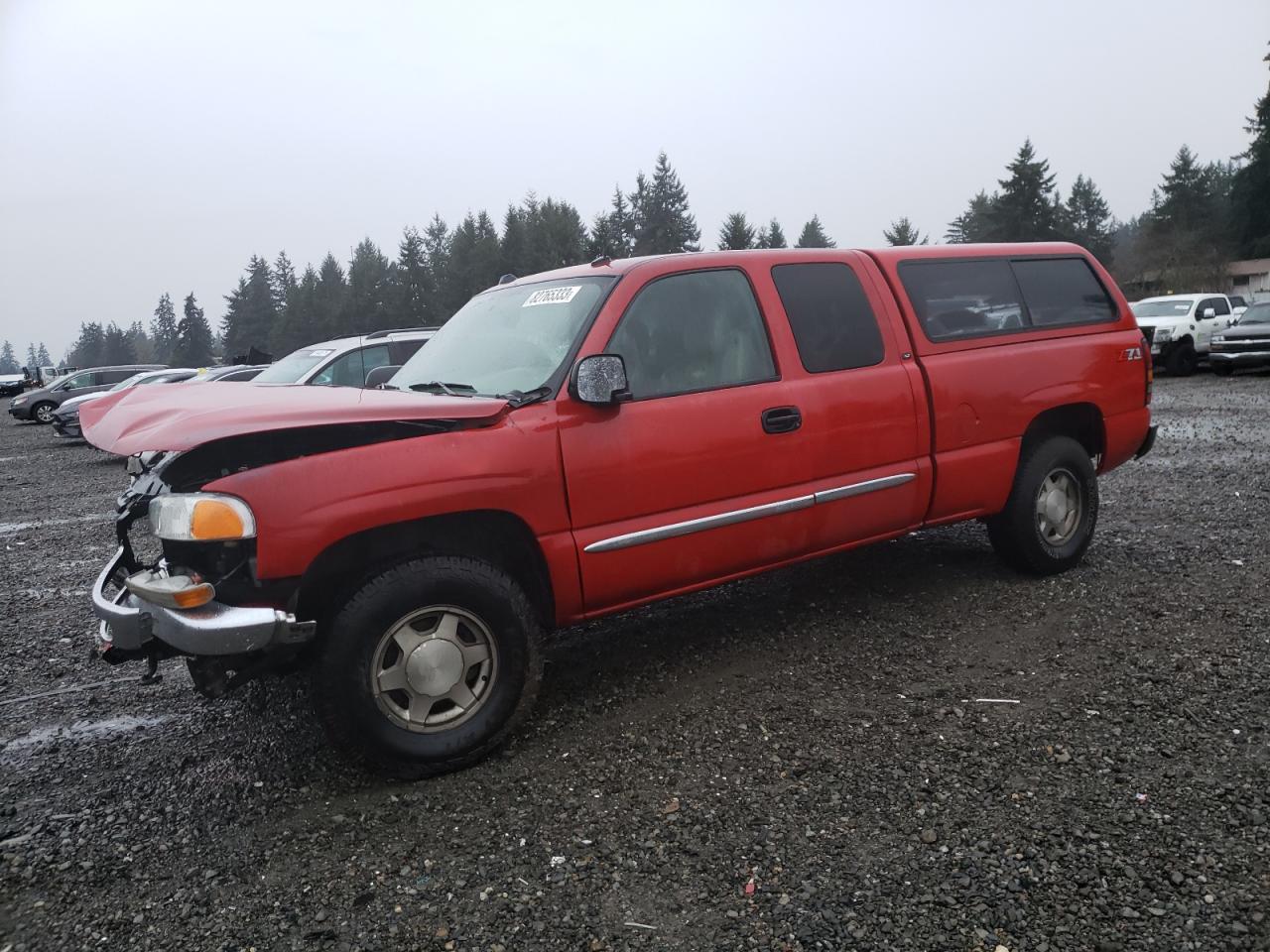 Image 1 of 2004 GMC NEW SIERRA K1500 2004 with VIN 2GTEK19T041120099