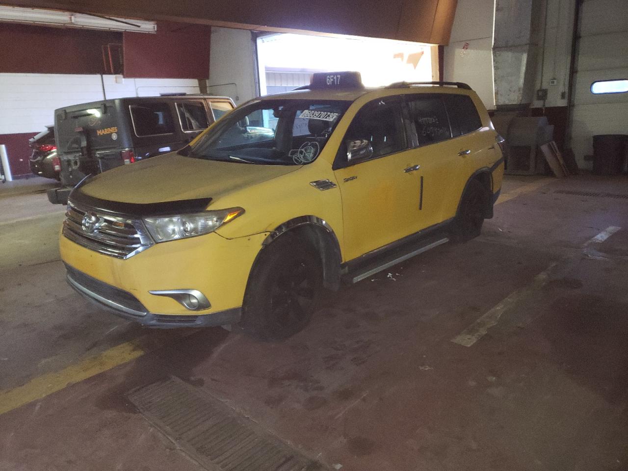 Изображение 1 2011 TOYOTA HIGHLANDER BASE 2011 с VIN 5TDBK3EH0BS087837